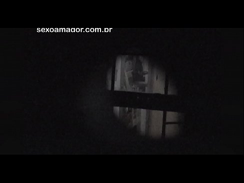 ❤️ Blondie tiġi filmata segretament minn voyeur tal-viċinat moħbi wara briks vojta ️ Porn sabiħ fil-porn mt.xxxner.ru ️❤